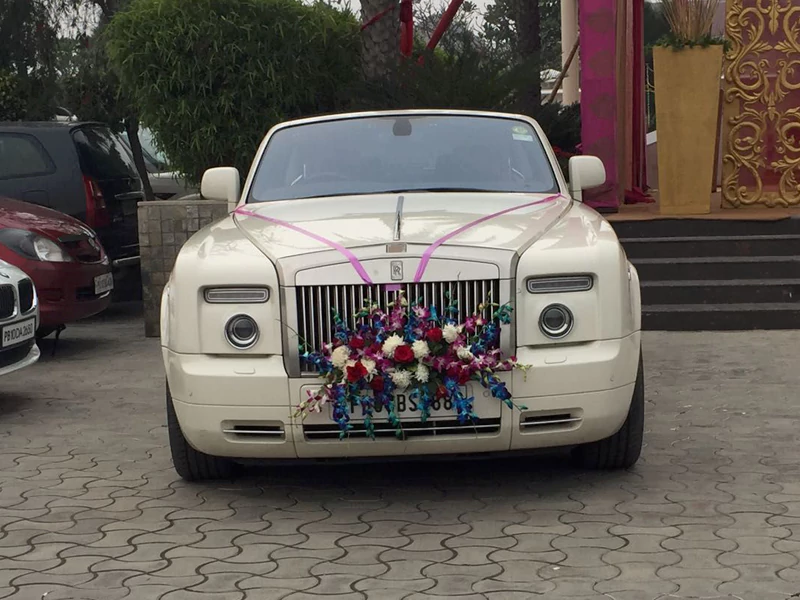 Rent a Luxury Rolls Royce for Wedding